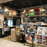 花粉 ネクスト - 店。今は飲食は店内テーブルではなく、フードコートの共用スペースで。