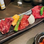 大衆炭火焼肉ジンギスカン ホルモン酒場 風土. すすきの店 - 