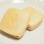 御菓子処 さゝま - 松葉最中