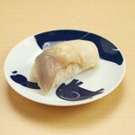 寿司とワイン サンチャモニカ - 余韻で飲めるホッキ貝