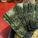 ラーメン 厚木家 - 海苔増しは5枚100円。