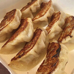 餃子屋つつむの餃子工房 - 