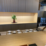 日本料理FUJI - 調理場がとても美しい
            これだけで期待度高くなります