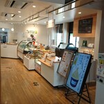 テント ラ・フランスファクトリー - おしゃれ。店のロゴとか見ていてかわいい