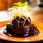 関飯店 - 角煮の黒酢の酢豚　¥980