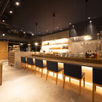 本町料理店 - カウンター席横