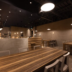 本町料理店 - テーブル席