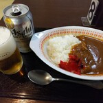 境関温泉 - カレーライス600円＋ノンアルコールビール