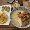手打ちうどん 上を向いて