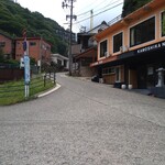 Cafe Suimei - 駐車場案③　ここを上る