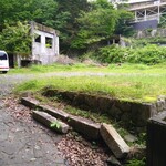 Cafe Suimei - 駐車場案内⑦-3　到着　※注意　雨の時は石畳がものすごく滑ります。僕は滑って転んで痛い目にあいました。