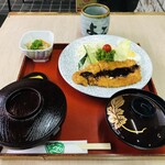 よこた - かつ定食　９００円