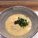 曙橋 かず - 店主おまかせコース７７００円。鱧雑炊。鱧がゴロゴロ入った贅沢な雑炊です。鱧はフンワリと適度な脂もあって、力強く玉子に負けず、とても美味しかったです（╹◡╹）