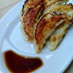 いさわ - 餃子370円