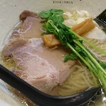 龍旗信LEO - 塩ラーメン