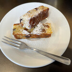 リボリータ エ サルメリア - レーズンとパウンドケーキ