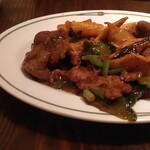 紫玉蘭 - 牛肉とゴーヤの豆鼓炒め