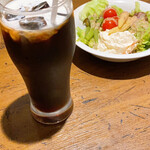 肉汁ハンバーグとおばんさい 鹿鳴軒 - アイスコーヒー＆サラダ♡