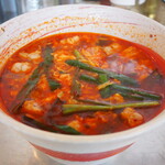 辛麺屋 蘭飯 - もつ辛麺：中辛