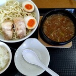 麺・酒処 いっちょまえ - 石焼きしょうゆつけ麺(大盛)