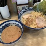 秋葉原つけ麺 油そば 楽 - 