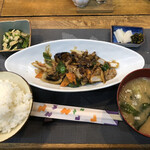 美利河 - 料理写真:♪豚肉と茄子の味噌炒め¥1045