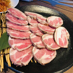 Sumibiyakiniku Kankokuryouri Korabo - 