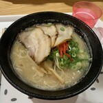 麺家 ひぐま商店 - とんこつラーメン【2021.4】