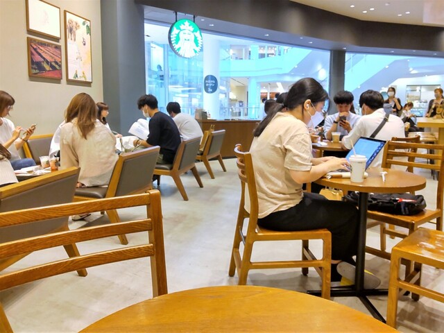スターバックスコーヒー 阪急西宮ガーデンズ店 Starbucks Coffe 西宮北口 カフェ 食べログ スターバックスコーヒー 阪急西宮ガーデンズ店 Starbucks Coffe 西宮北口 カフェ 食べログ
