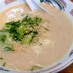 まるうまラーメンぷらっと博多No.1 - 素ラーメン420円税込