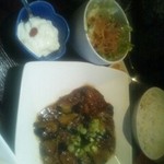 餃子のドラゴンキッチン - ナスの肉みそ炒め　６８０円。