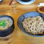 麺や　つるり - 極上きまぐれつけ麺　牡蠣入り