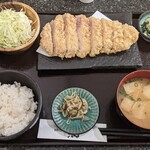 銘柄とんかつ 梟 - 