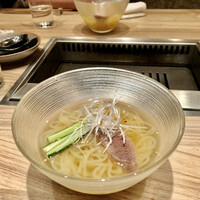 焼肉うしごろ 新宿三丁目店 - 