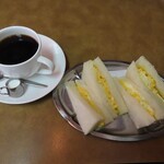 大島コーヒー店 - たまごサンドとホットコーヒー