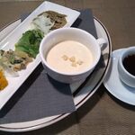 レストラン 釧路 ソワニエ - 