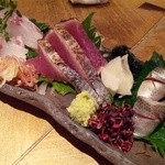 刺身など盛り合わせ