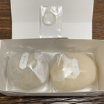 覚王山フルーツ大福 弁才天 - 料理写真:桃＆無花果（小）