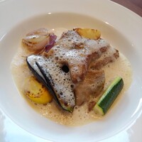 ラ・ターブル・オ・ジャポン - 仔牛の軽いクリーム煮