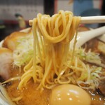 らーめん颯人 - みそらーめん（麺）