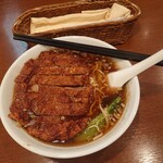 全家福 新館 - 本格パーコー麺