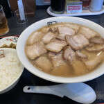 喜多方ラーメン 坂内 上尾店 - 