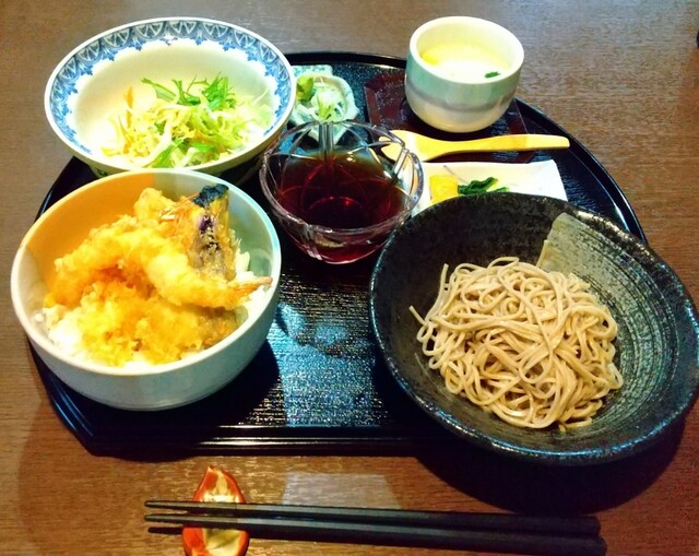 ごはん処 たにふじ - 東室蘭（日本料理）の写真
