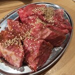 焼肉　戸板商店 - カルビと厚切りカルビ！