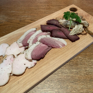 エバーグリーン バーアンドレストラン_1