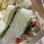 ケーワン - ハムサンドとツナサンド