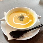 Cafe Mimpi - ベジタブルプレートランチに付くスープ。