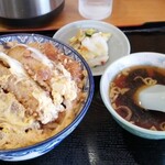 中華飯店青柳 - 煮かつ丼