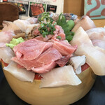 魚心亭 - 大将おまかせ丼