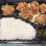 フライングバード - からあげ弁当450円
